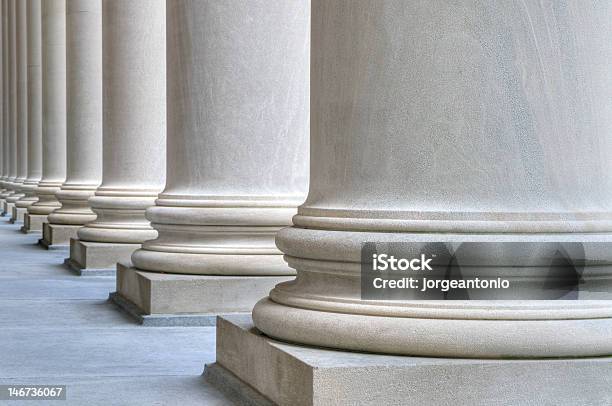 Clásico Fondo De La Columna Foto de stock y más banco de imágenes de Arquitectura - Arquitectura, Clásico, Columna arquitectónica