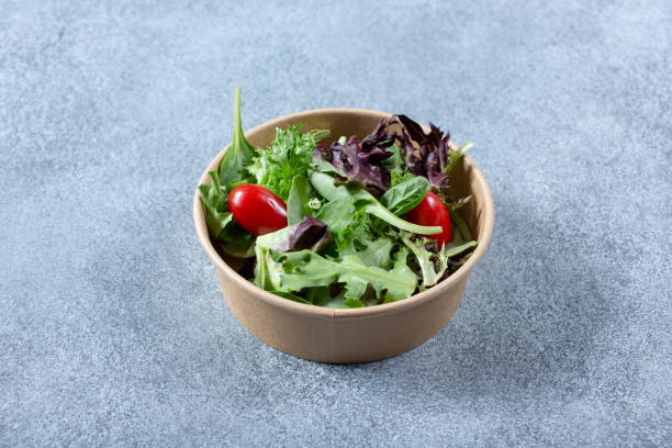 istock paper bowl garden salad 1467362871
