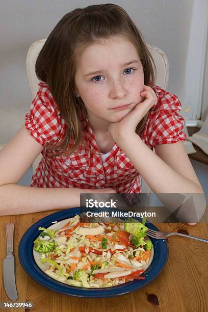 Wybredna Eater - zdjęcia stockowe i więcej obrazów Chaos - Chaos, Dziecko, Dziewczyny