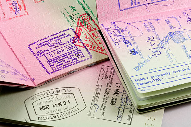 паспорта и иммиграционные марок для азии travel - паспорт и виза стоковые фото и изображения