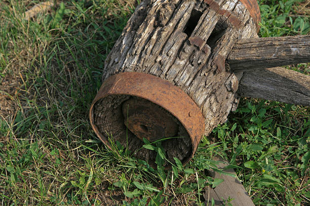 istock Old dried out wagon wheel hub 146740207