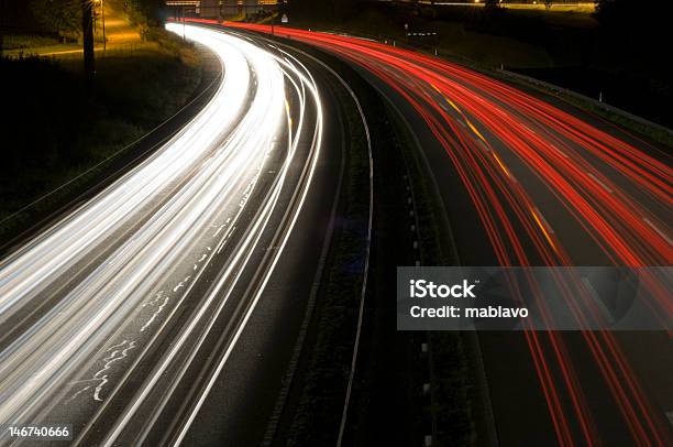 Foto de Long Vire e mais fotos de stock de Branco - Branco, Pista de de Corrida, Vermelho