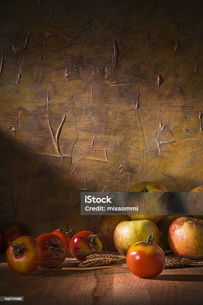 Ainda vida com maçãs e tomate - Foto de stock de Alimentação Saudável royalty-free