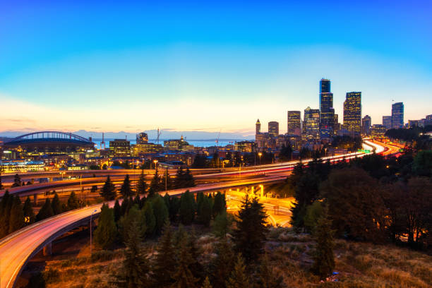 istock Seattle Cityscape at Dust, Washington 1467422502