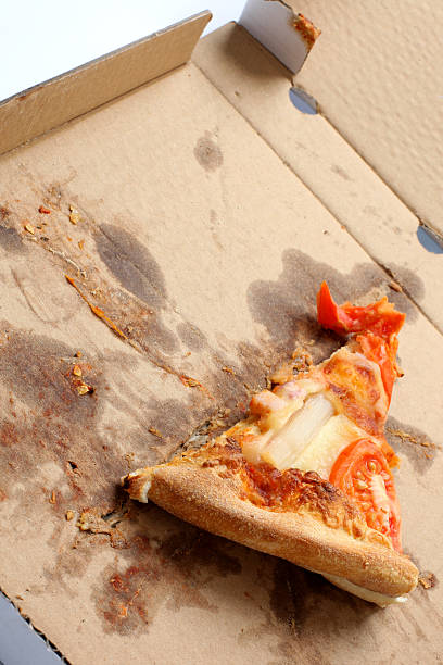 istock slice of pizza in a takeaway box 146742381