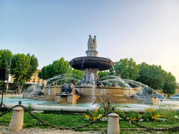 istock Rotonde Aix en Provence 1467424563