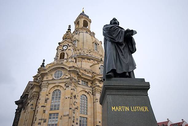 istock Martin Luther - Dresden Frauenkirche 146743277