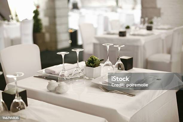 테이블 설정 레스토랑에 대한 스톡 사진 및 기타 이미지 - 레스토랑, 호텔, 탁자