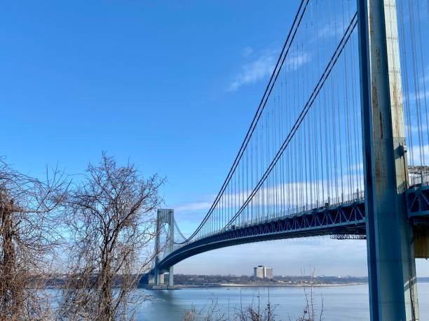 hospedou bridge cabo - cable stayed bridge staten island brooklyn new york city - fotografias e filmes do acervo