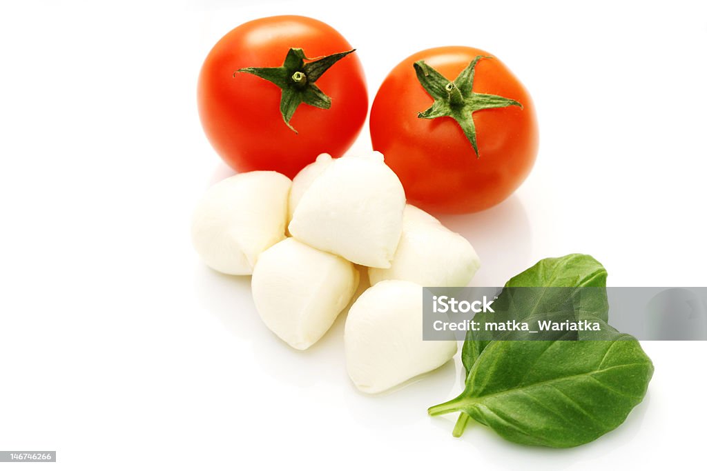 mozzarella et tomates cerises fraîches - Photo de Aliment libre de droits