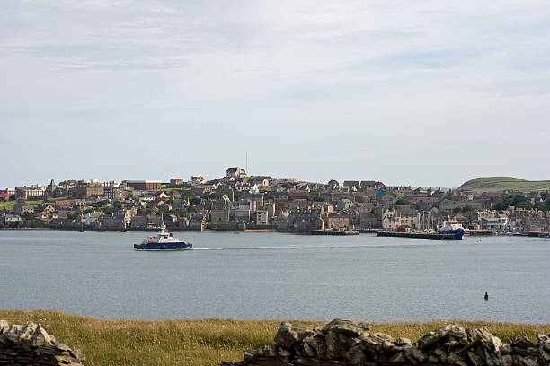 lerwick w shetland islands - shetland islands zdjęcia i obrazy z banku zdjęć