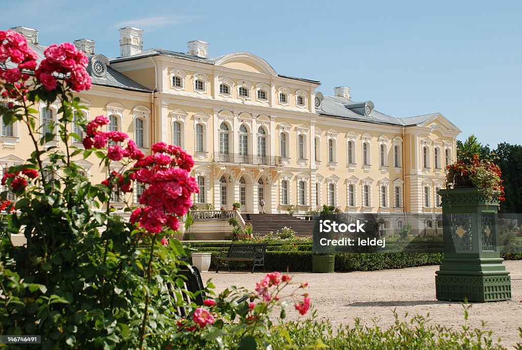 Beautiful roses and Baroque - Rococo style palace in background Rundale Palace is one of the most outstanding monuments of Baroque and Rococo art in Latvia. www.rundale.net Rundale Palace Stock Photo