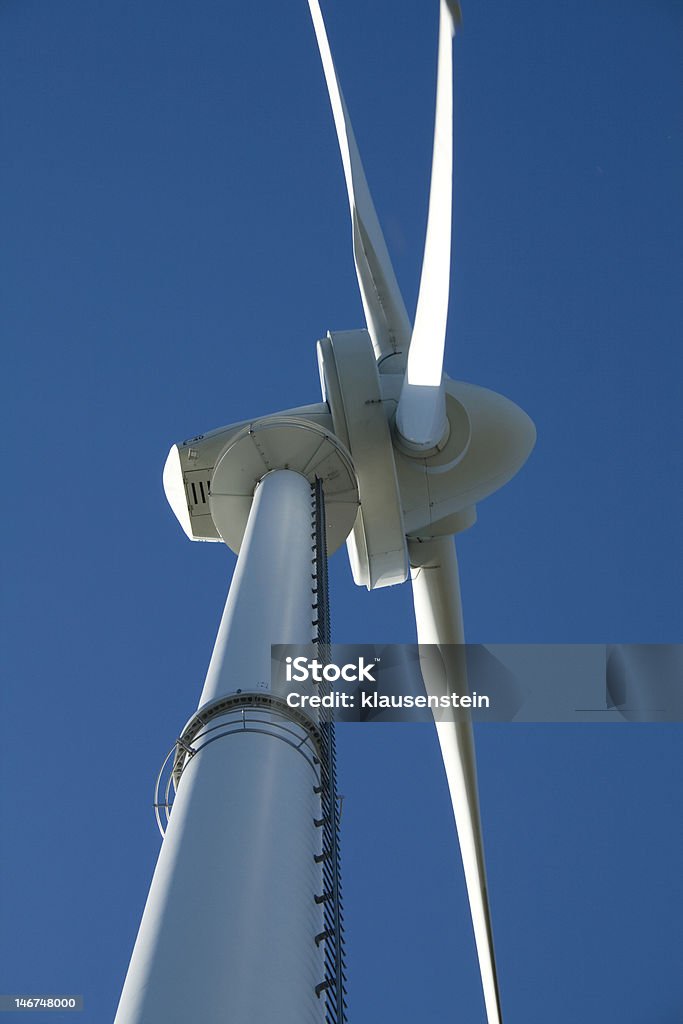 Nahaufnahme der Windmühle von unten - Lizenzfrei Architektur Stock-Foto