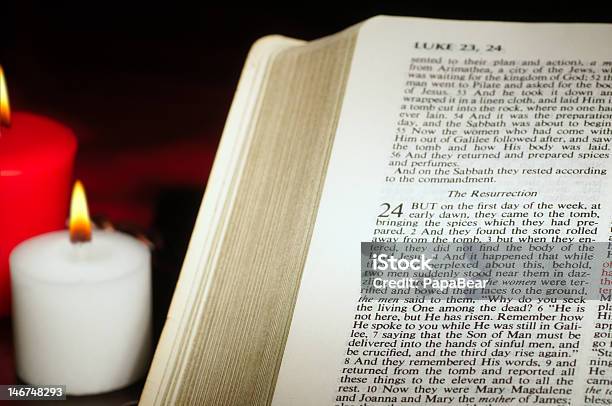 Текст Пасхи Люк — стоковые фотографии и другие картинки Библия - Библия, Книга, St. Luke