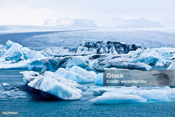 Icebergs Flutuante Do Rio Iclands Em Para O Ver - Fotografias de stock e mais imagens de Ao Ar Livre - Ao Ar Livre, Azul, Cena de tranquilidade