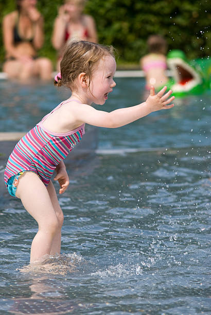 istock little girl 146749789