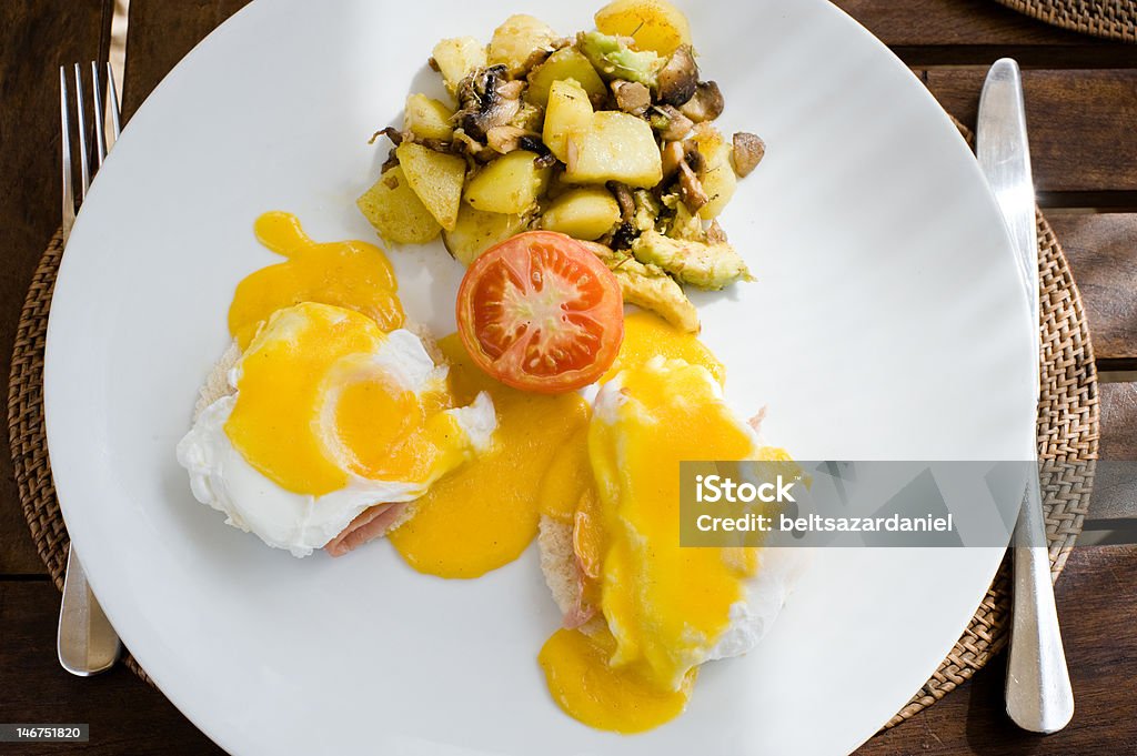 Ovos benedict de café-da-manhã - Foto de stock de Alimentação Saudável royalty-free