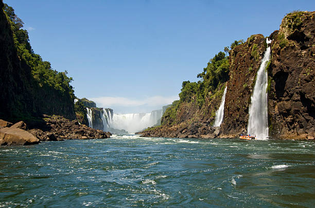 UNESCO site Iguazu Falls - Beautiful waterfalls! Iguazu Falls is on the border of Brazil and Argentina. It is recognized as a UNESCO World Hertiage Site for it's pure awesomeness. rio parana stock pictures, royalty-free photos & images