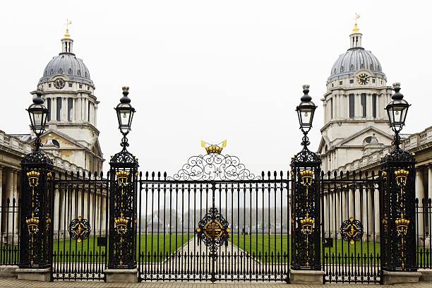 istock Royal Navy College in Greenwich 1 (Gate) 146752187
