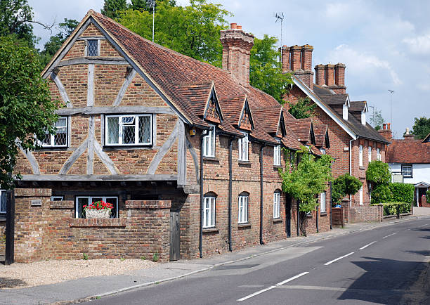 상단 street, shere, 써리 - surrey southeast england england cottage 뉴스 사진 이미지