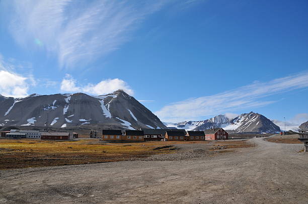 istock Main camp at Ny Alesund 146754762