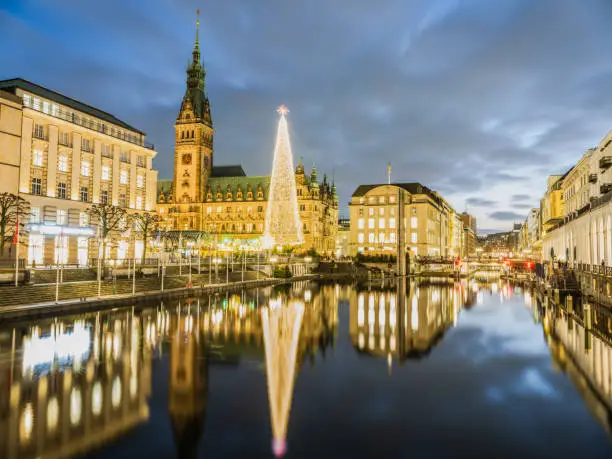 Hamburg's City Hall, Christmas tree and lights reflection on Kleine Alster