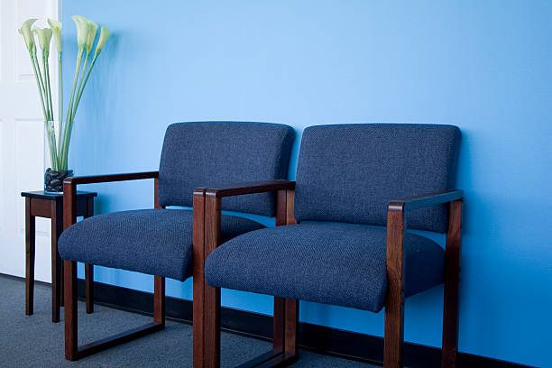 sala de espera - waiting room doctors office empty nobody fotografías e imágenes de stock