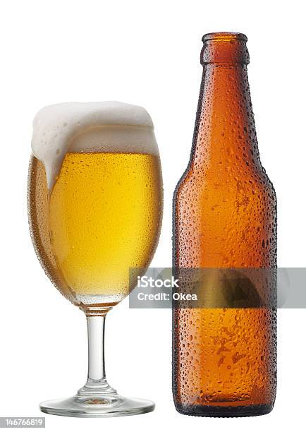 Photo libre de droit de Une Bouteille De Bière banque d'images et plus d'images libres de droit de Bière - Bière, Bouteille, Alcool