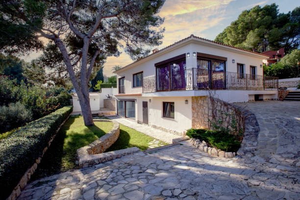 Family home on its own land