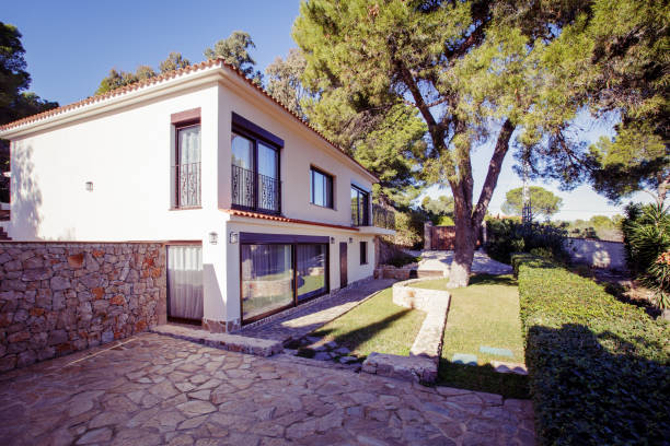 istock Family home on its own land 1467679051