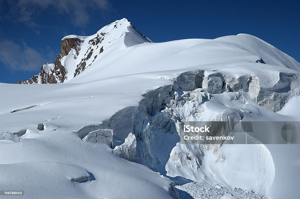 Majestuoso ice-Otoño en las montañas de alta velocidad - Foto de stock de Aire libre libre de derechos