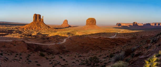 미국의 모뉴먼트 밸리 - navajo reservation 뉴스 사진 이미지