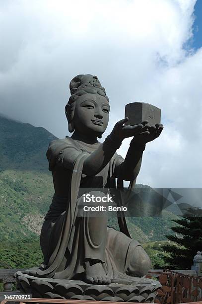 Tian Tan Buddha In Hong Kong Stockfoto und mehr Bilder von Asiatischer und Indischer Abstammung - Asiatischer und Indischer Abstammung, Asien, Beten