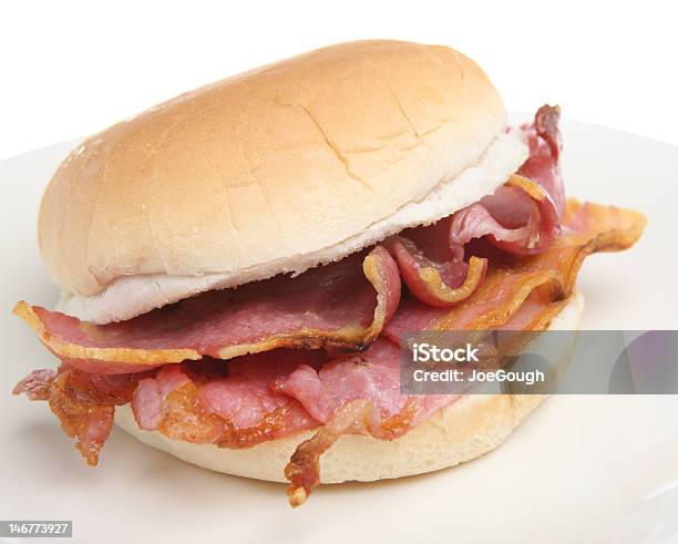 Desayuno Con Tocino Foto de stock y más banco de imágenes de Tocino ahumado - Tocino ahumado, Bocadillo, Pan de hamburguesa