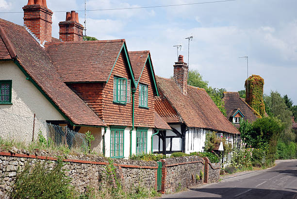 상단 street, shere - surrey southeast england england cottage 뉴스 사진 이미지