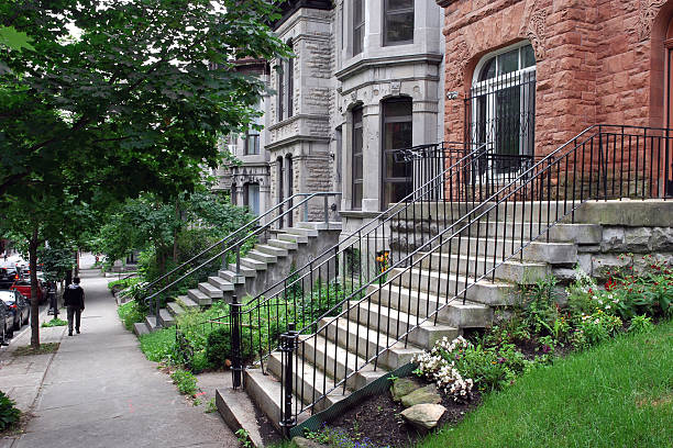 istock Old Montreal Townhouses 146779634
