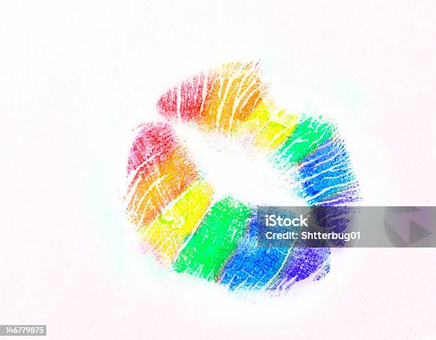 Beijo De Orgulho Gay - Fotografias de stock e mais imagens de Arco-Íris - Arco-Íris, Beijo de Batom, Amarelo