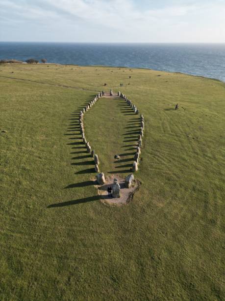 istock a group of people standing in the shape of a circle 1467829367