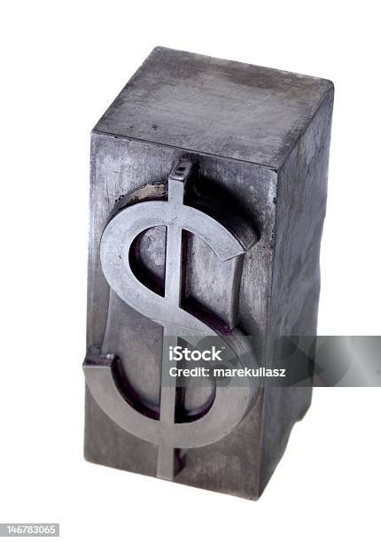 Simbolo Di Dollaro In Metallo - Fotografie stock e altre immagini di A forma di blocco - A forma di blocco, Acciaio, Carattere tipografico
