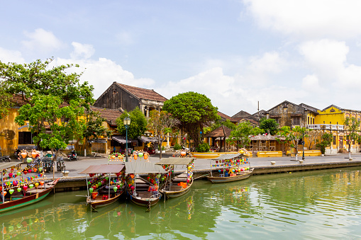 Quang Nam, Vietnam - March 12, 2021 : View Of Hoi An Ancient Town And Hoai River. Hoi An Ancient Town Is A UNESCO World Heritage Site Located In Quang Nam Province Of Vietnam.