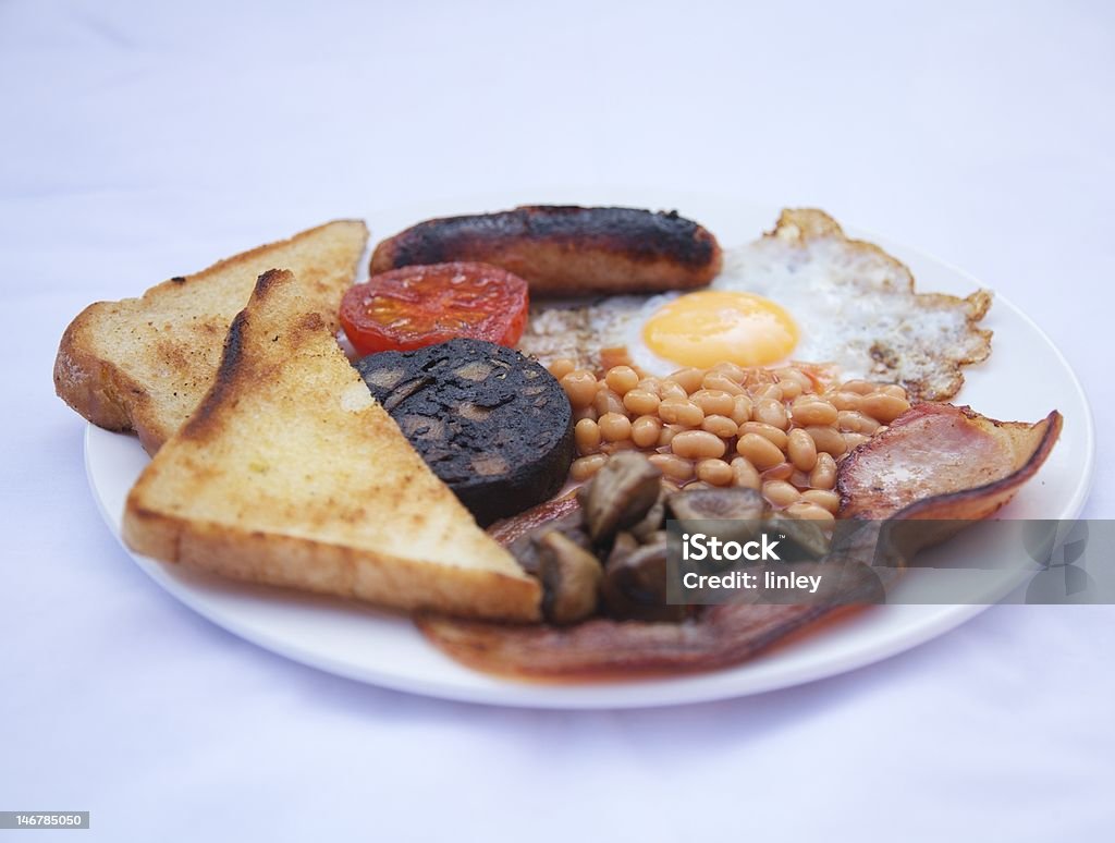 Prima colazione all'inglese completa con Black Pudding - Foto stock royalty-free di Colazione all'inglese