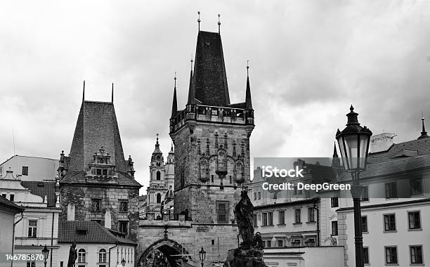 Praga - Fotografias de stock e mais imagens de Antigo - Antigo, Arquitetura, Branco