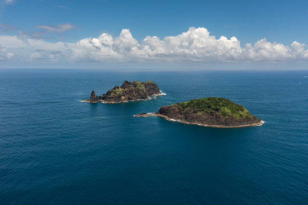 istock Tropical island and blue ocean. 1467859056
