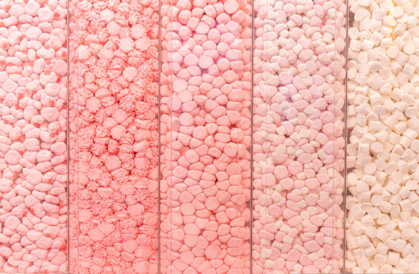 istock Pastel pink marshmallows in a shop window 1467859516