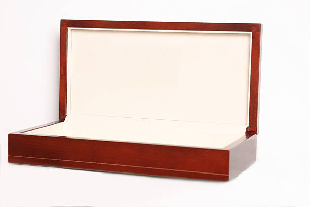 Madera caja de regalo de lujo - foto de stock