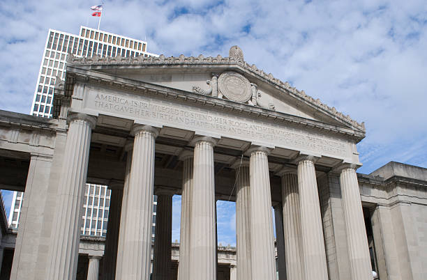 istock Nashville War Memorial Columns 146786820