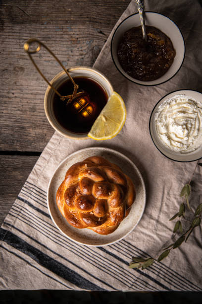 istock Breakfast with brioche bun and tea. 1467900910