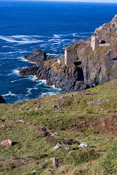 istock Tin mines on rocky headland Botallack, England 146790362