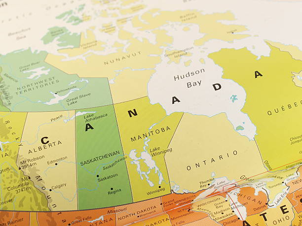 au canada - map of canada photos et images de collection