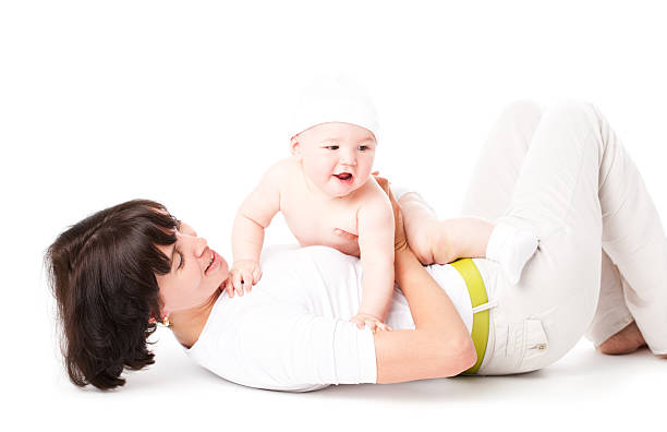 Feliz madre con su bebé 10 meses - foto de stock